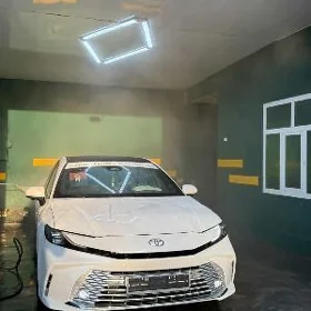 Toyota Camry 2025