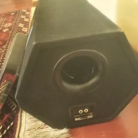 Bass boçka piýaner