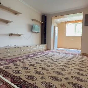 5 mkr 3 komnaty 2 etaj