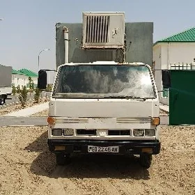 Mitsubishi Canter 1995