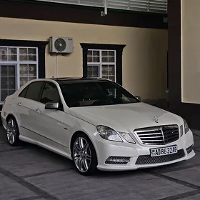 Mercedes-Benz E350 2013