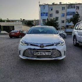 Toyota Avalon 2018