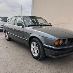 BMW 525 1989