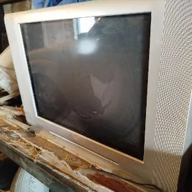 Telewizor yagday gowy.