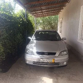 Opel Astra 2002