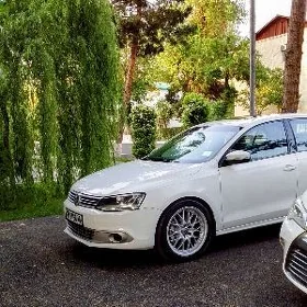 Volkswagen Jetta 2011