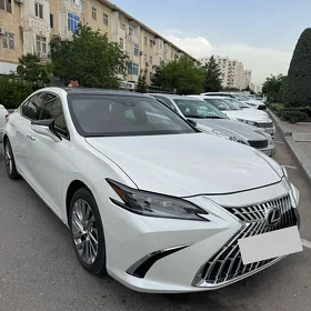 Lexus ES 350 2019