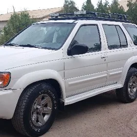 Nissan Pathfinder 1998