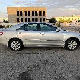 Toyota Camry 2010