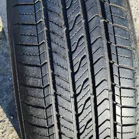 235/55R20 Alenza