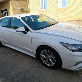 Hyundai Sonata 2021