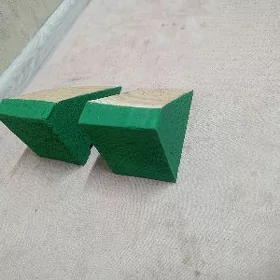 подставка для колес.