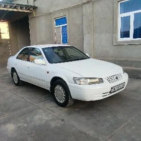 Toyota Camry 1998