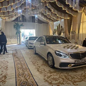 Mercedes-Benz E350 2011