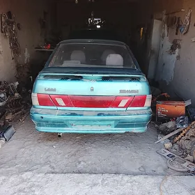 Lada 2115 2000