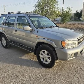 Nissan Pathfinder 2000