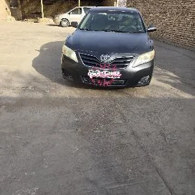 Toyota Camry 2010