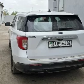 Ford Explorer 2021