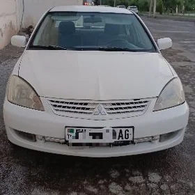 Mitsubishi Lanser 2010