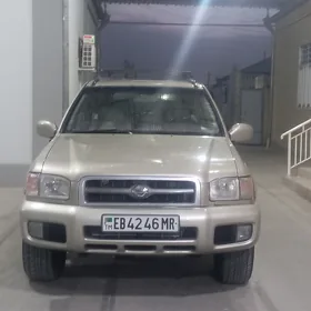 Nissan Pathfinder 2002