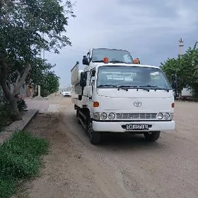Mitsubishi Canter 2002