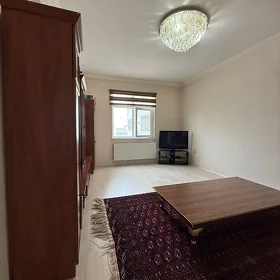 MIR 8 3 KOMNAT
