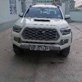 Toyota Tacoma 2018