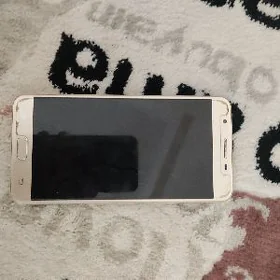 Samsung j 7 prayym