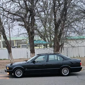 BMW 525 1988