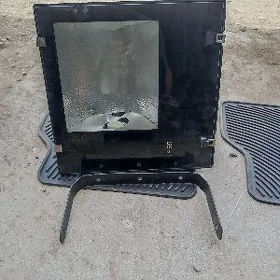 прожектор