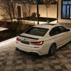 BMW 330 2020