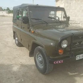 UAZ 469 2002
