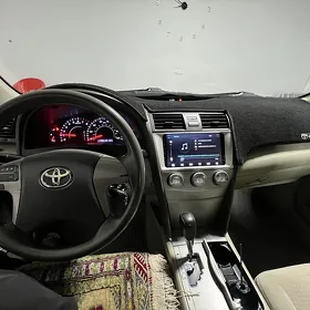 Toyota Camry 2010