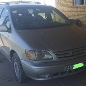 Toyota Sienna 2002
