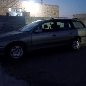 Opel Omega 1996
