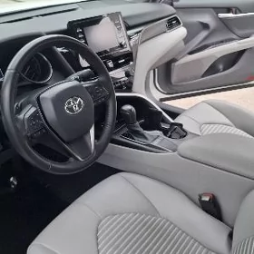 Toyota Camry 2022
