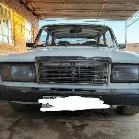 Lada 2107 2000