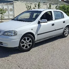 Opel Astra 2003
