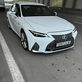 Lexus IS 350 2020