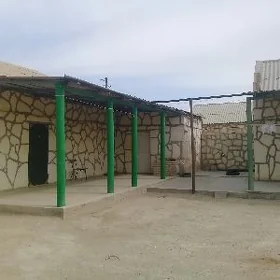 jaý
