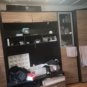 Mebel Serwant