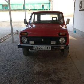 Lada Niva 1988