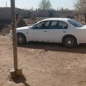 Nissan Maxima 1999