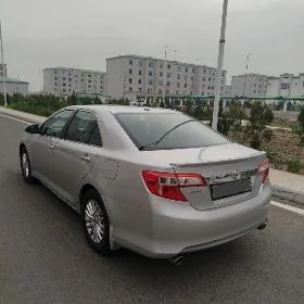 Toyota Camry 2012