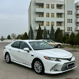 Toyota Camry 2022
