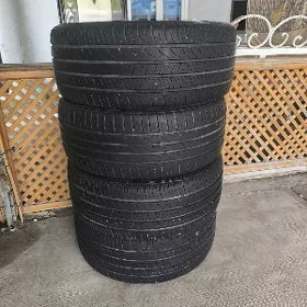 235/45/18 HILLO