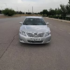 Toyota Camry 2010