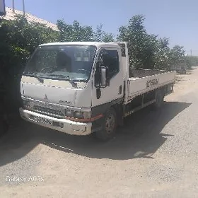 Mitsubishi Canter 2001