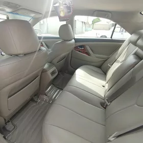 Toyota Camry 2010