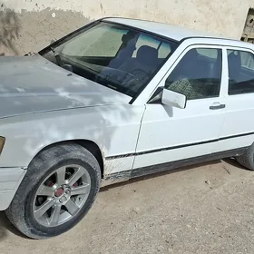 Mercedes-Benz 190E 1989